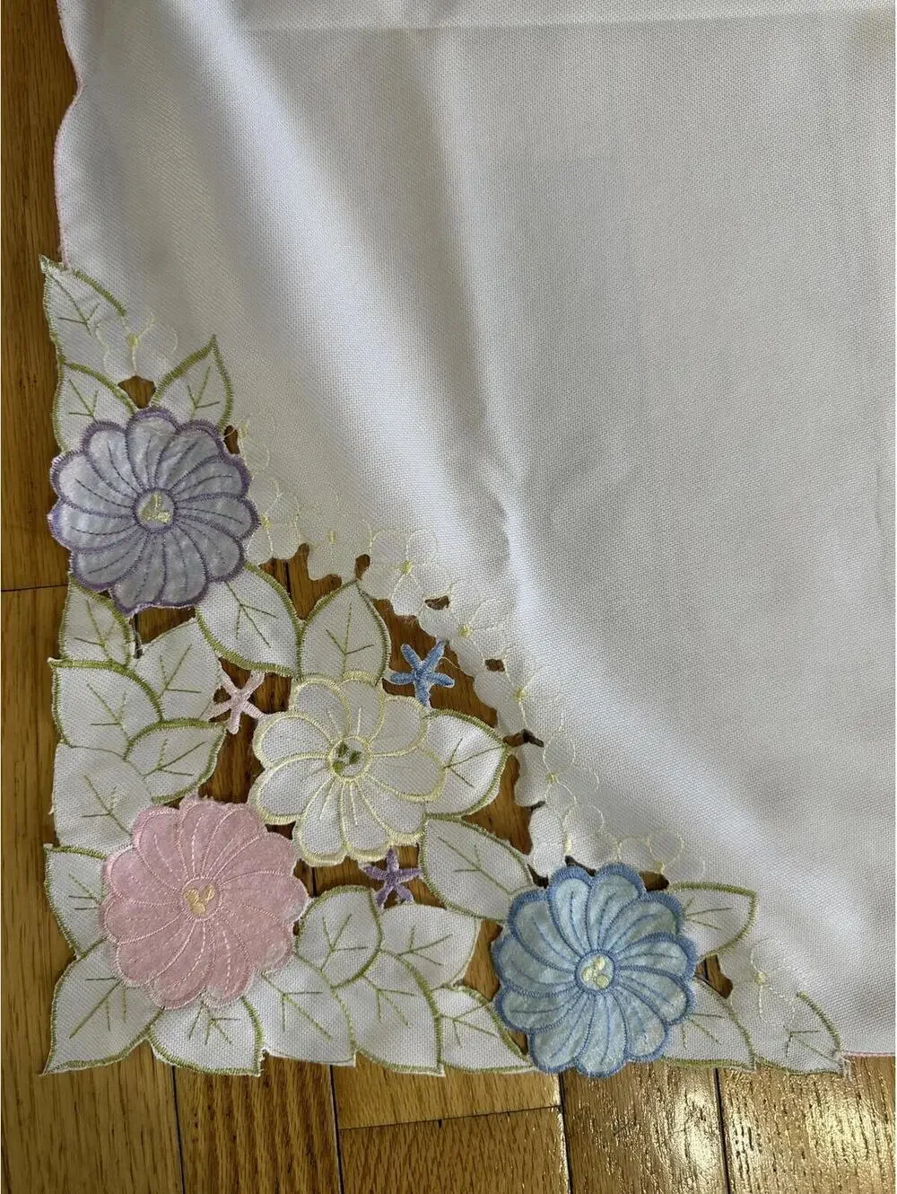 VTG Spring Tablecloth 51x69 Pink Purple Floral Applique Cottagecore Farmhouse